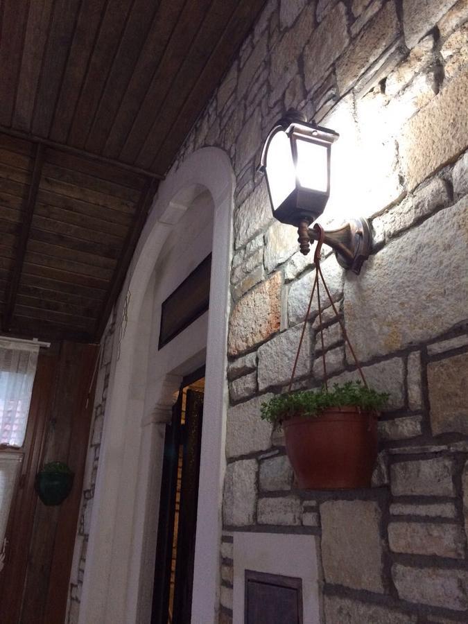 Deniz Hotel Yenifoca Zewnętrze zdjęcie