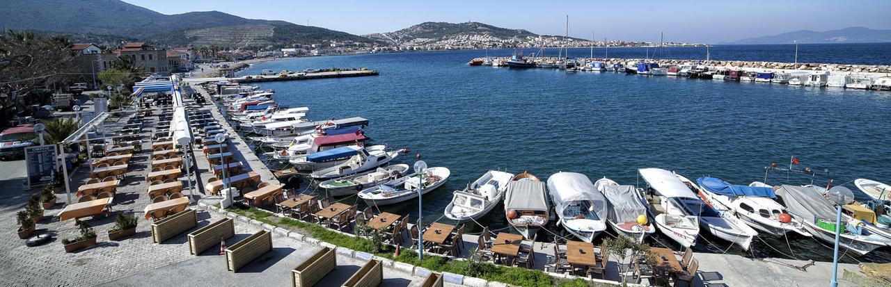 Deniz Hotel Yenifoca Zewnętrze zdjęcie