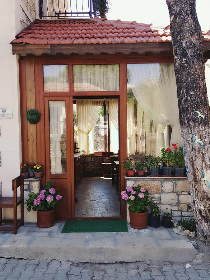 Deniz Hotel Yenifoca Zewnętrze zdjęcie