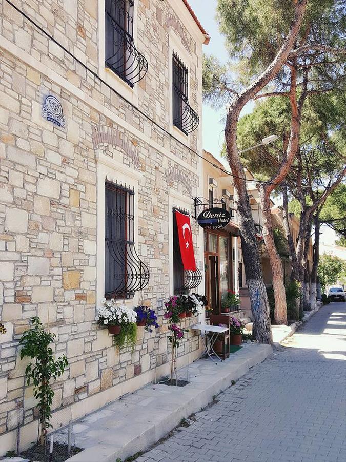 Deniz Hotel Yenifoca Zewnętrze zdjęcie