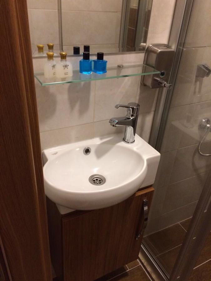 Deniz Hotel Yenifoca Zewnętrze zdjęcie